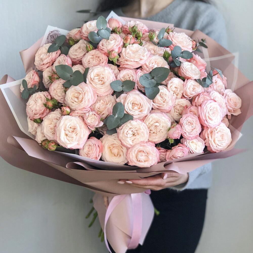 PREMIUM SPRAY ROSE